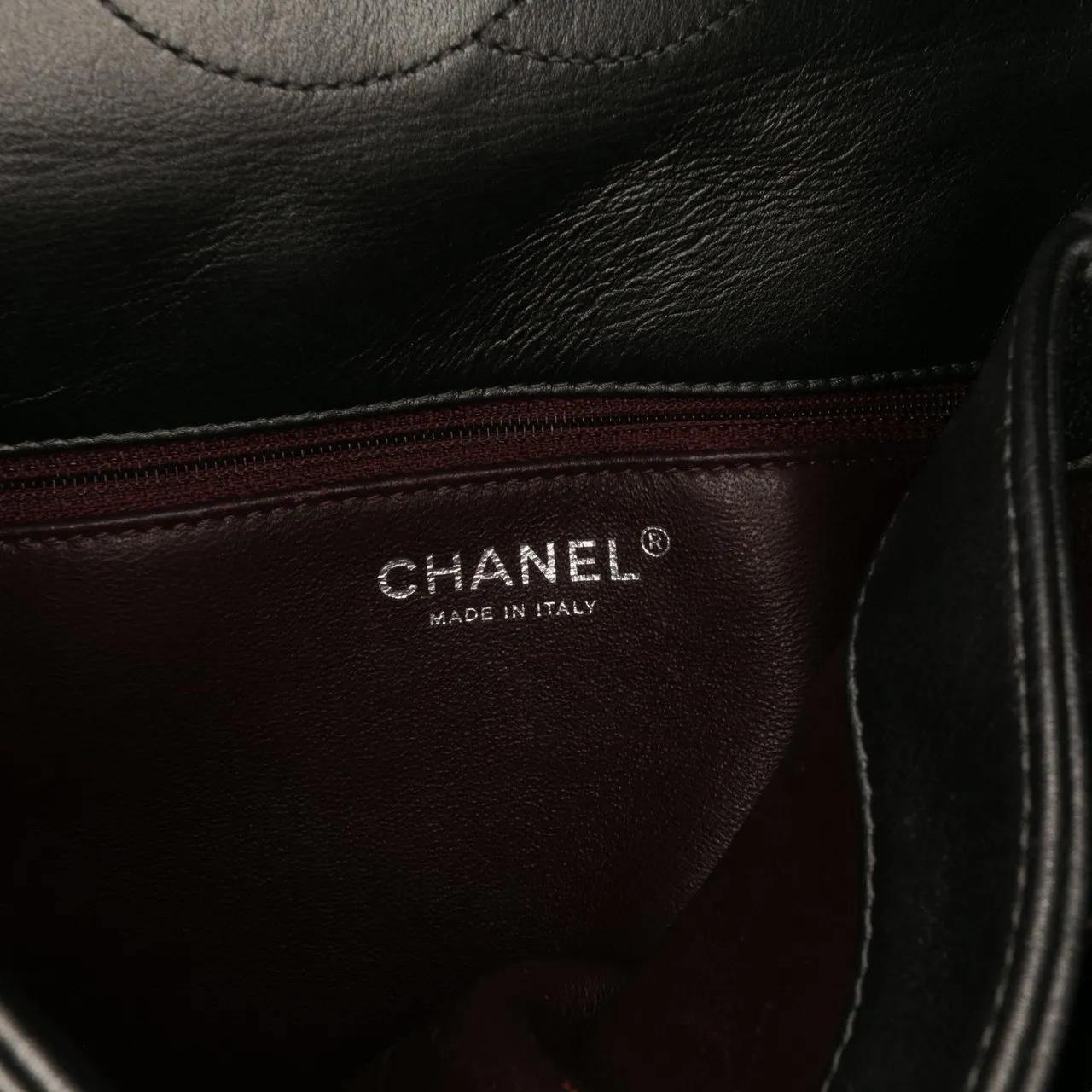Thumbnail - Chanel Hobo Bags - Quilted Metallic Lambskin Trendy CC Flap - Gr. unisize - in Grau - für Damen