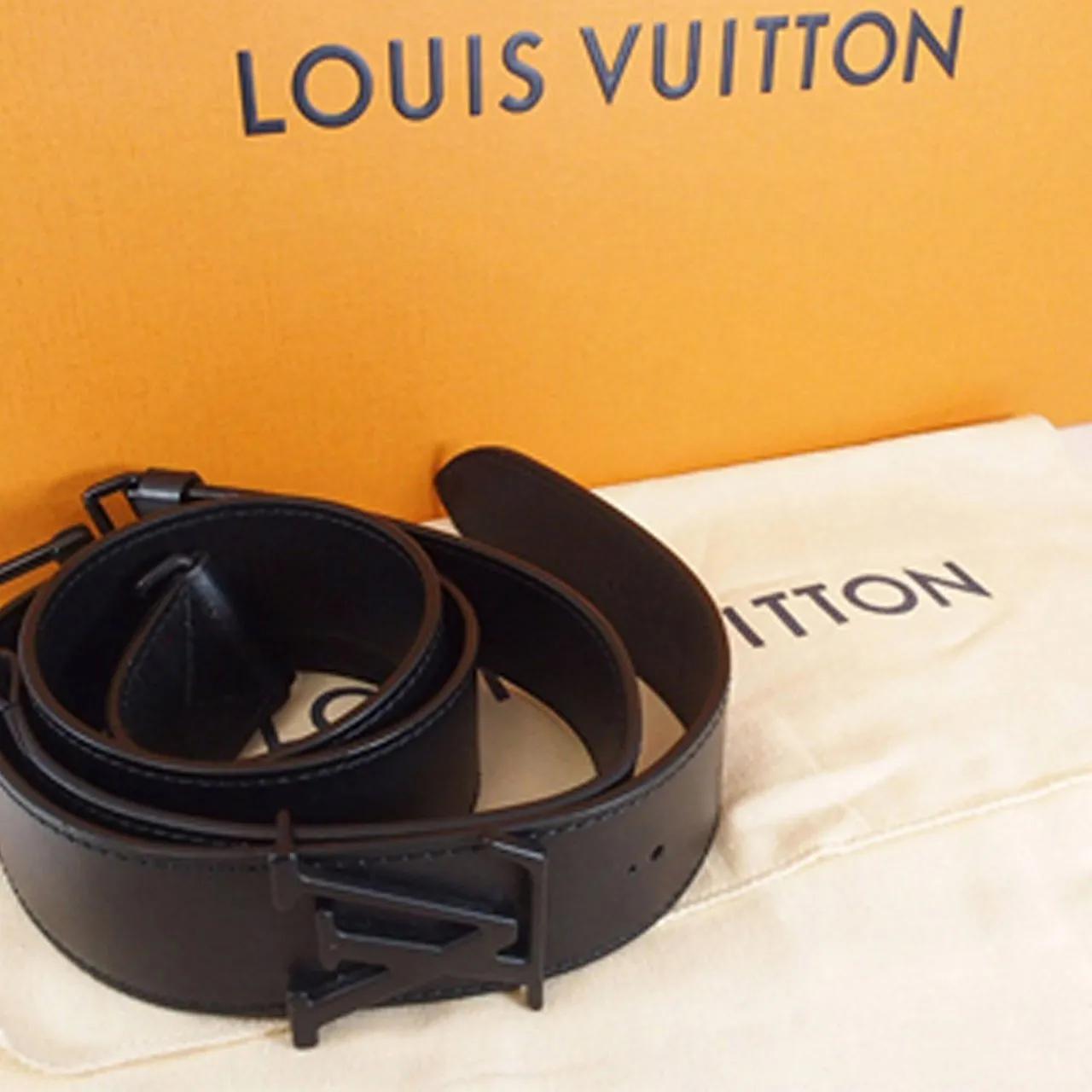 Louis Vuitton Shoppers Epi Box Messenger in zwart