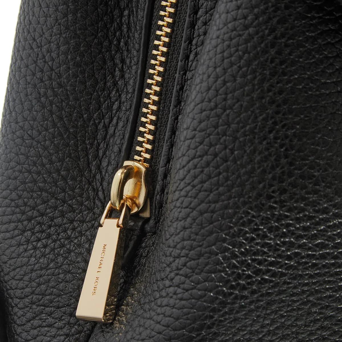 Michael Kors Hobo bags Quinn Xs Flap Backpack in zwart