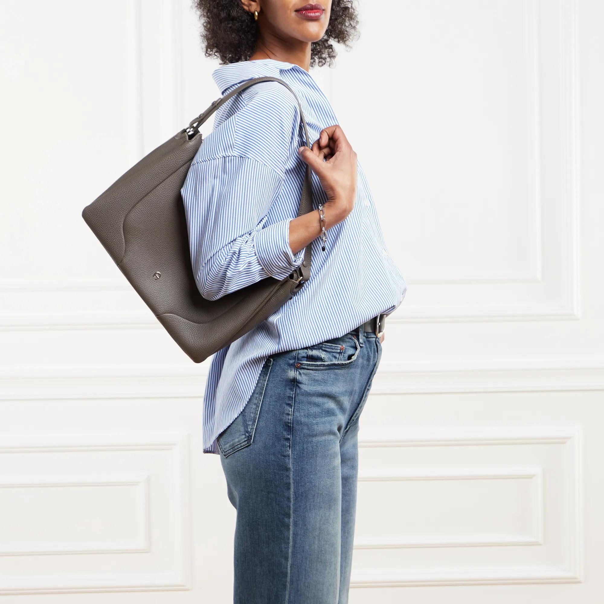 Aigner Satchels Mara in bruin