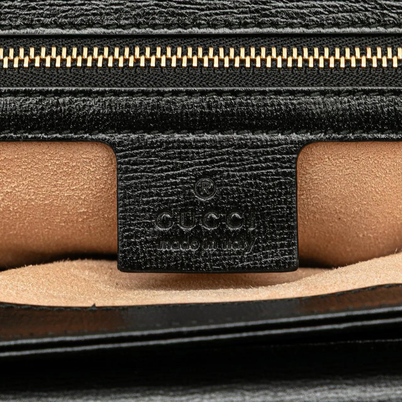 Thumbnail - Gucci Hobo Bags - Small Leather Marina Chain Shoulder Bag - Gr. unisize - in Schwarz - für Damen