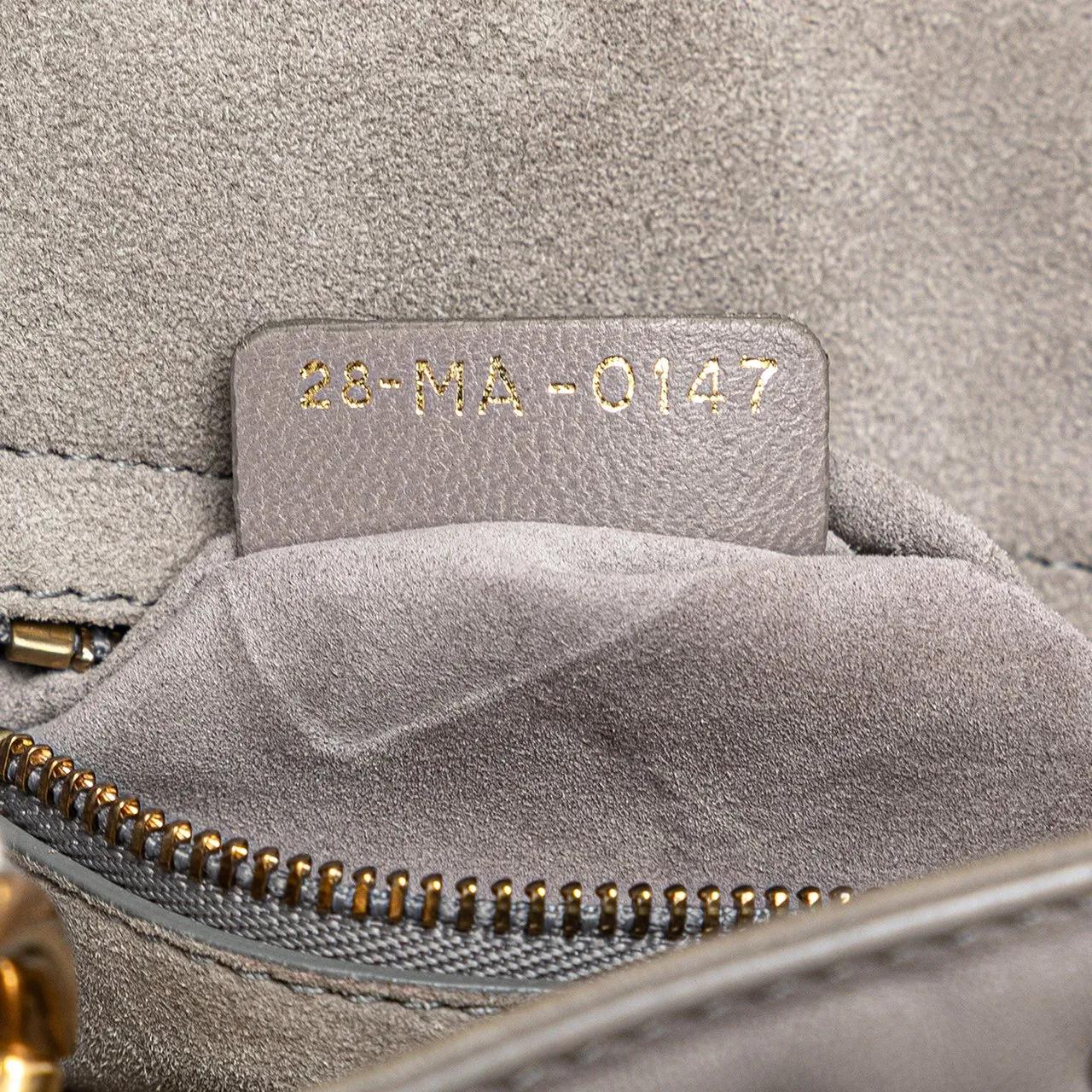 Thumbnail - Christian Dior Hobo Bags - Small Lambskin Cannage Studded Supple Lady Dior - Gr. unisize - in Grau - für Damen