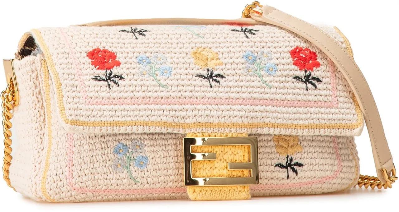 Fendi Shoppers Embroidered Crochet Baguette in wit