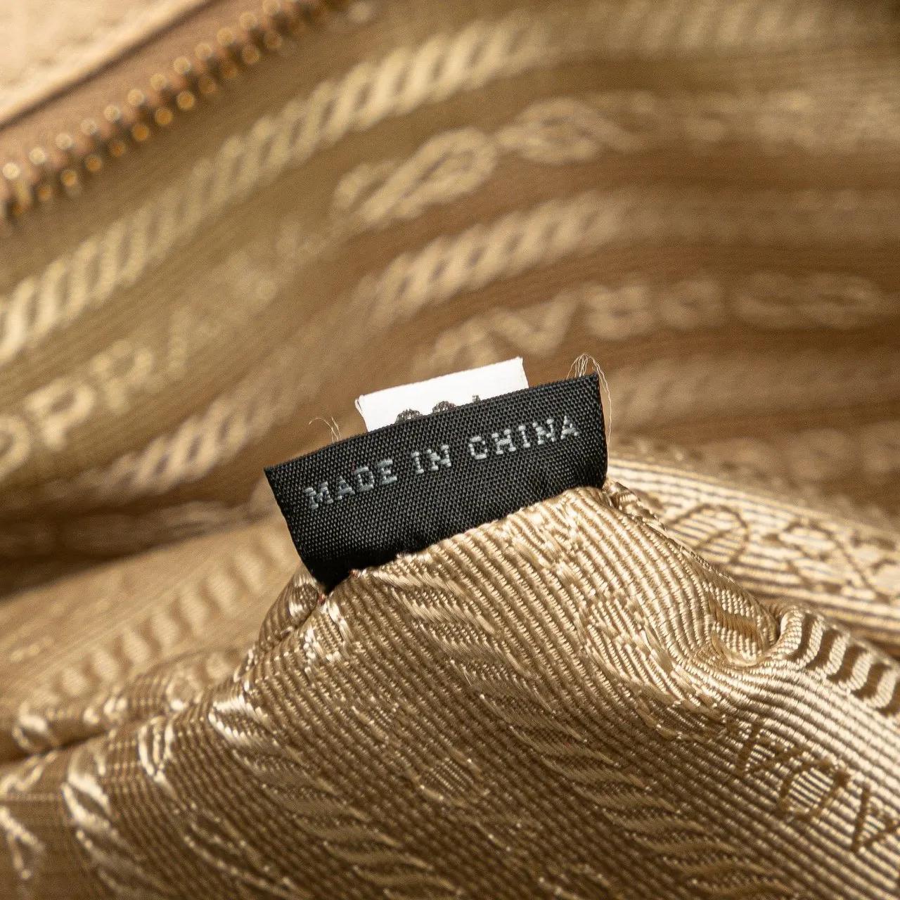 Thumbnail - Prada Crossbody Bags - 20th Vitello Daino Open Convertible Tote - Gr. unisize - in Braun - für Damen