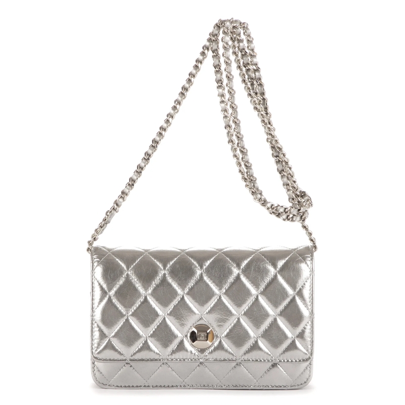 Chanel Crossbody Bag Classic Wallet on Chain metall