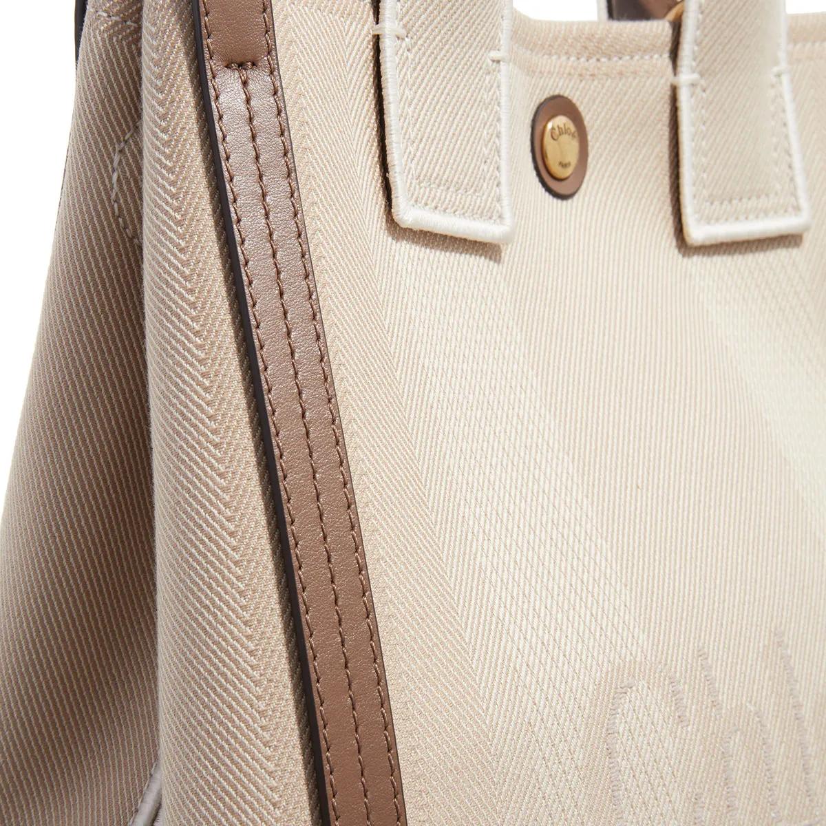 Chloé Shoppers & Totes Carry Tote in beige