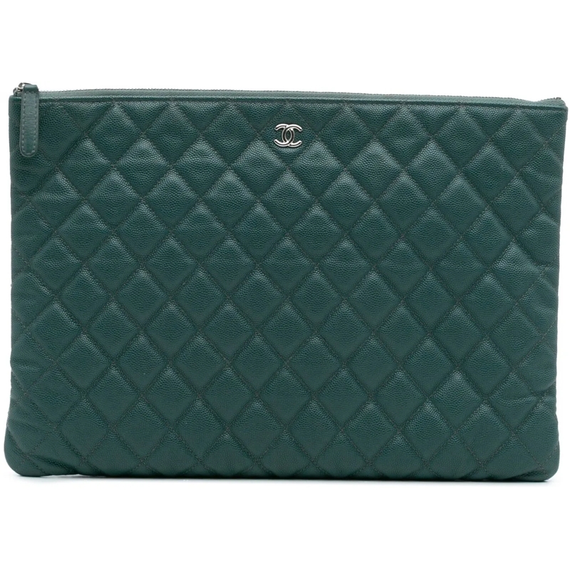 Chanel Pochette Large Quilted Caviar O Case Clutch grün