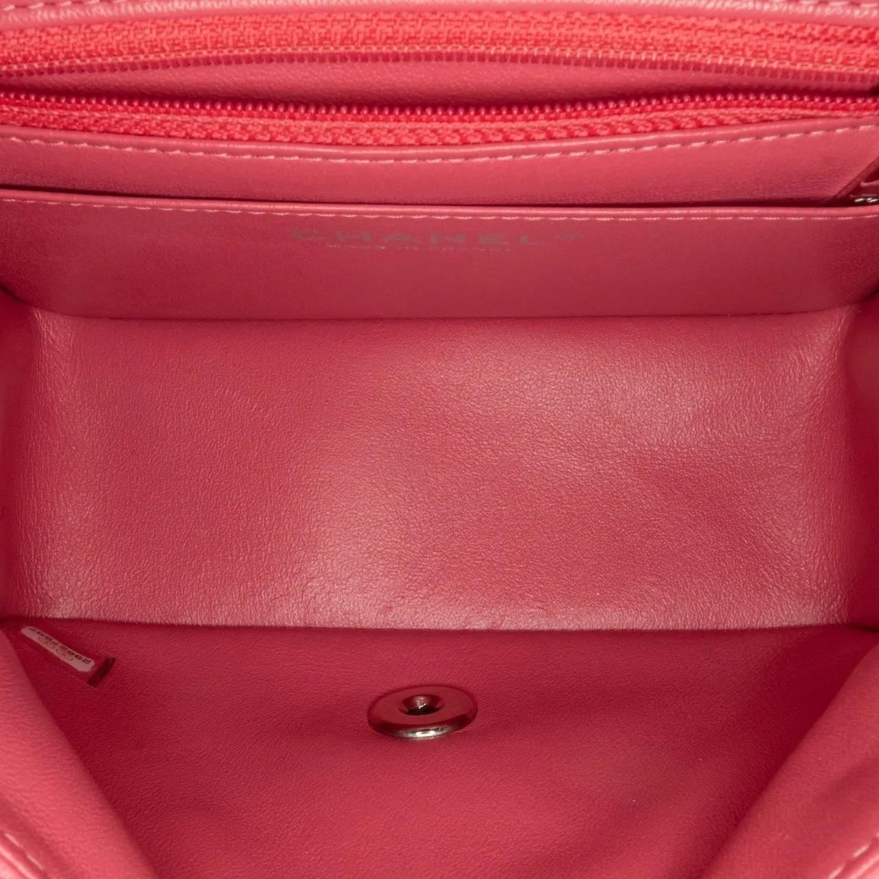 Chanel Hobo bags 2019 Mini Square Classic Lambskin Single Flap in poeder roze