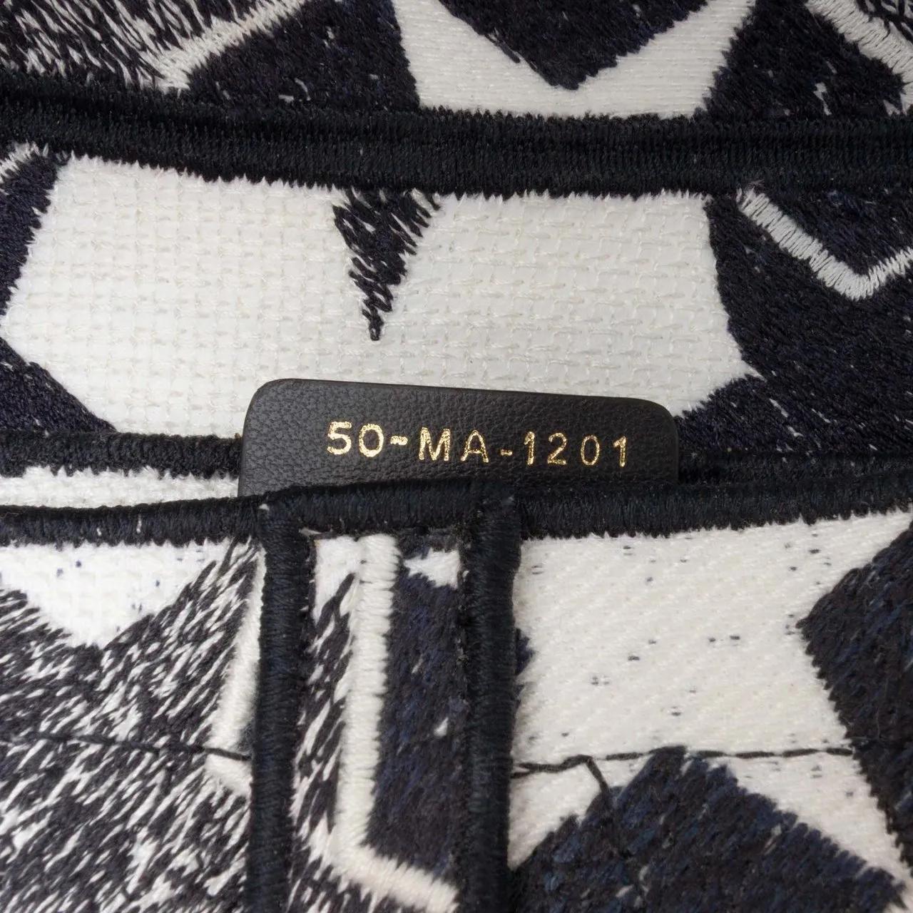 Thumbnail - Christian Dior Hobo Bags - Embroidered Canvas Stars Saddle Bag - Gr. unisize - in Weiß - für Damen