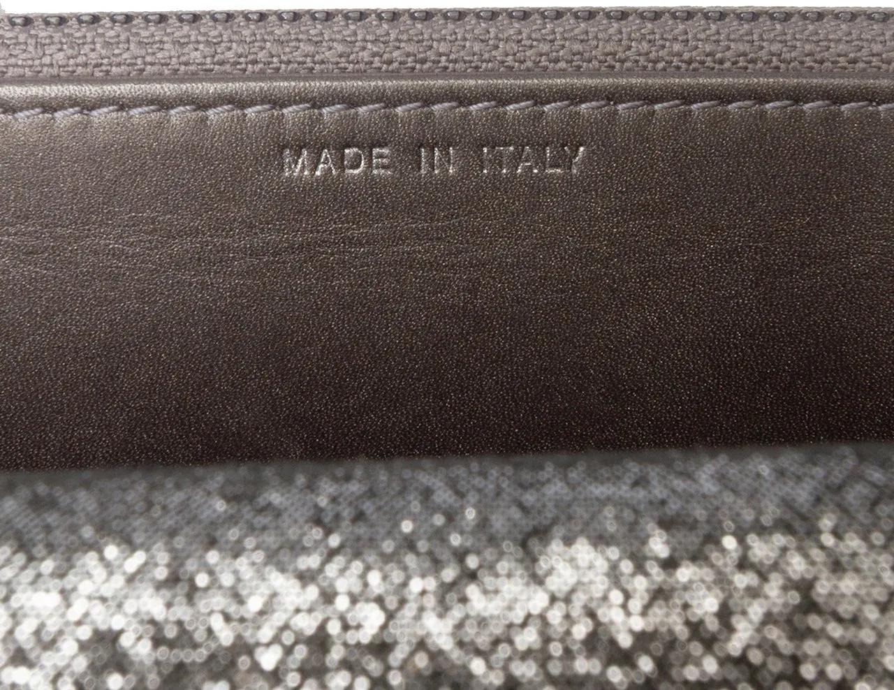 Thumbnail - Chanel Hobo Bags - Quilted Iridescent Lambskin Tartan Button Wallet O - Gr. unisize - in Silber - für Damen