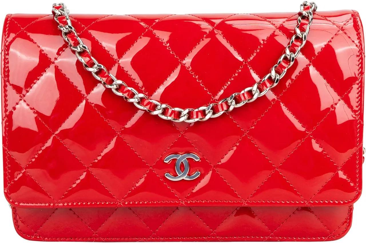 Chanel Crossbody Bags - Chanel Quilted Patent Leather Wallet On Chain Cros - Gr. unisize - in Rot - für Damen