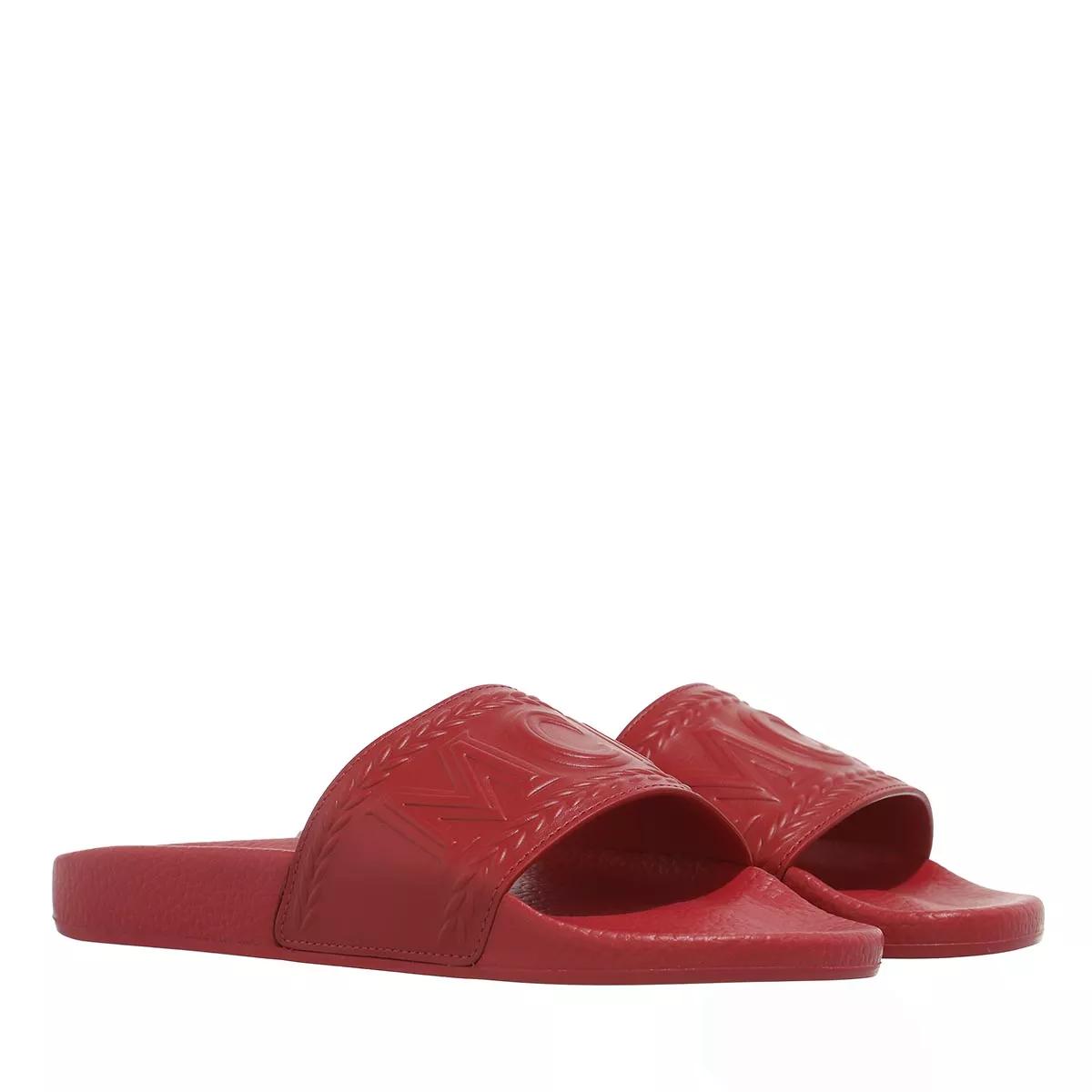 Mcm 2025 red slides