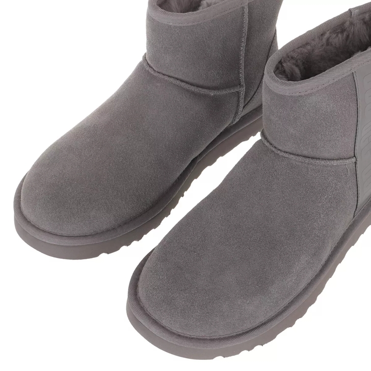 Ugg classic on sale mini 2 grau