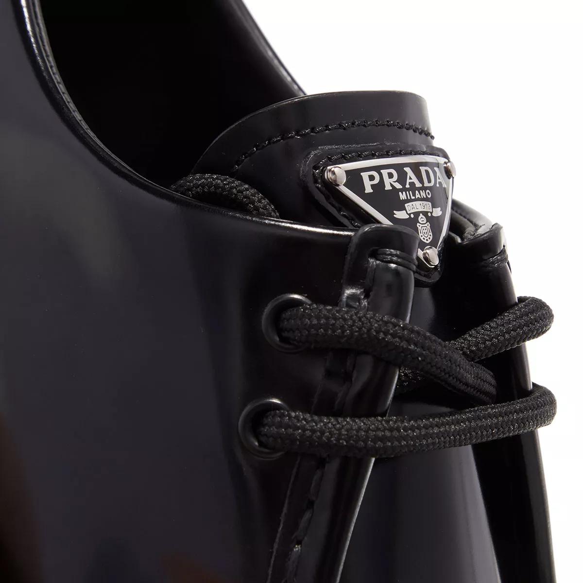 Prada Loafers & ballerina schoenen Loafer in zwart