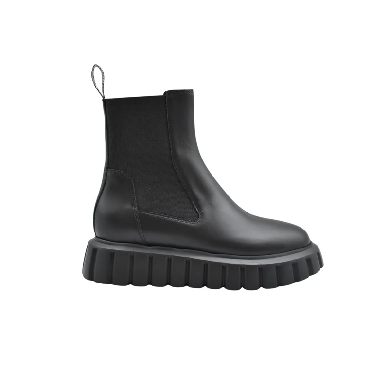 Voile Blanche Bottes Black Leather Boots With Chunky Sole Black