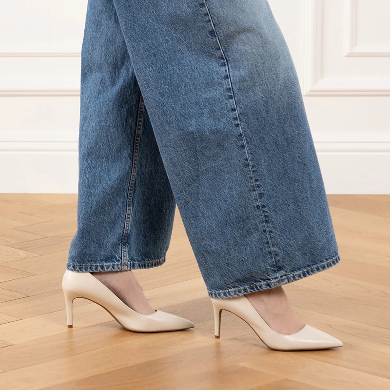 MICHAEL Michael Kors Pumps Alina Flex Pump Lt Cream(Image 2)