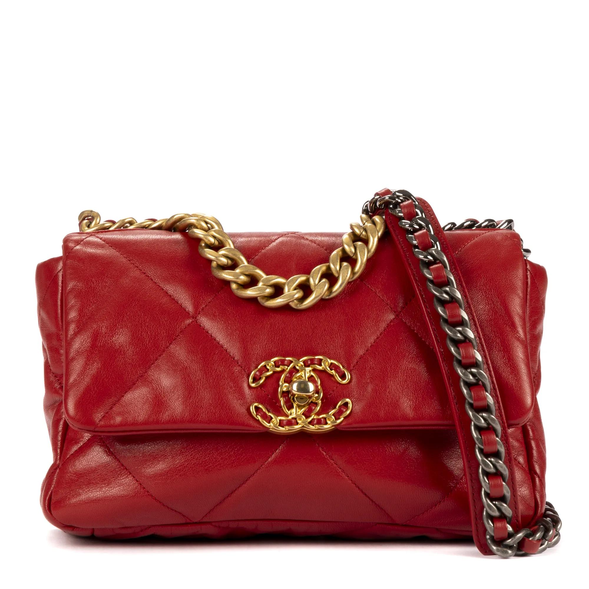Chanel Crossbody Bags - Classic 19 Flap - Gr. unisize - in Rot - für Damen