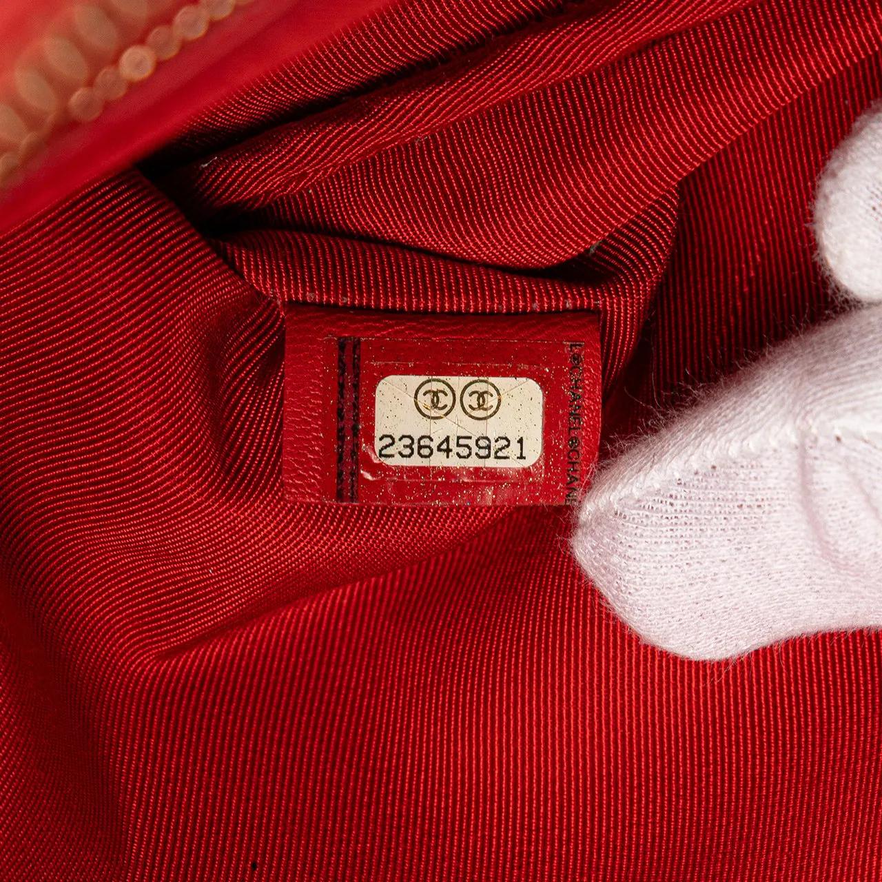 Thumbnail - Chanel Clutches - Large Quilted Lambskin O Case Clutch - Gr. unisize - in Rot - für Damen