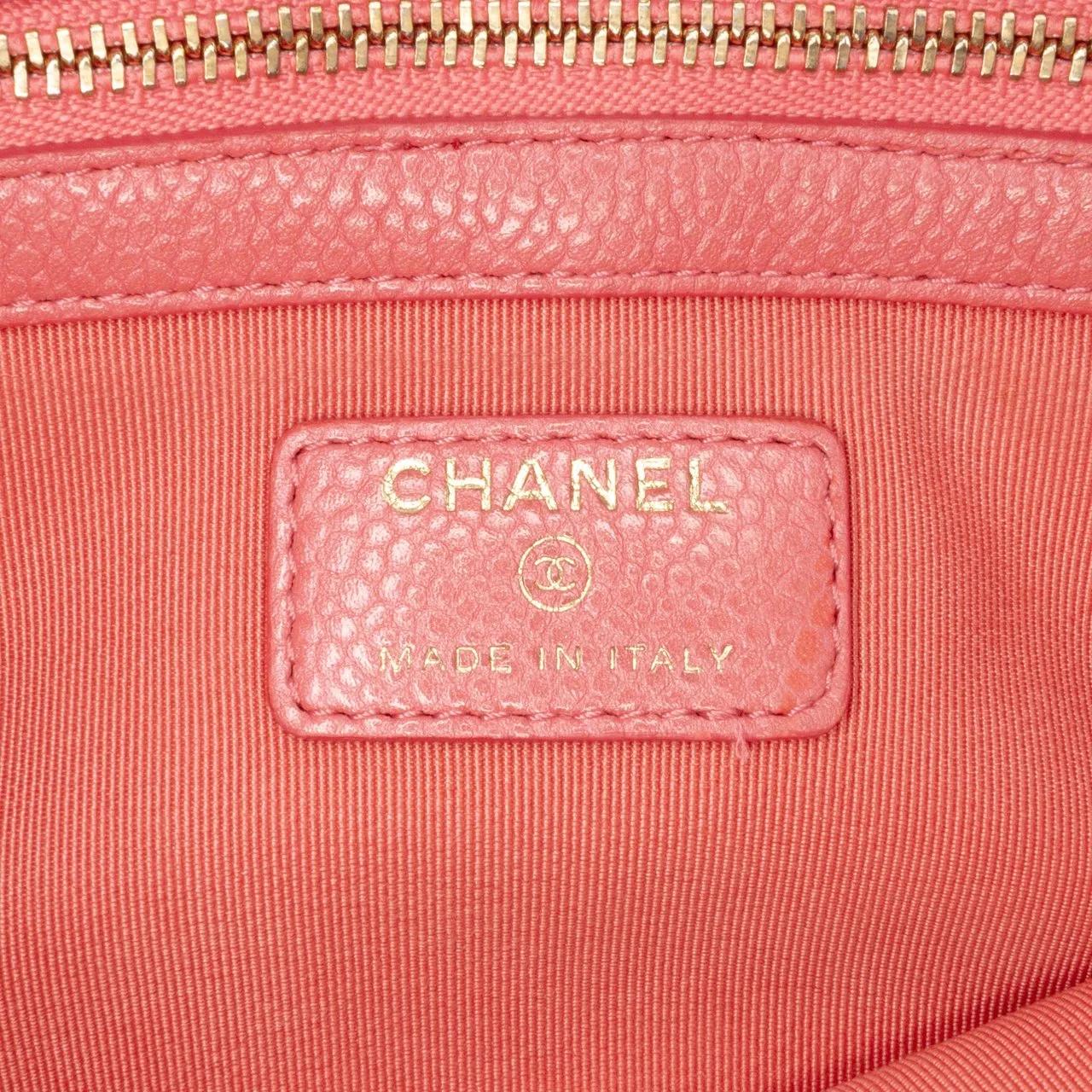 Thumbnail - Chanel Clutches - Medium Quilted Caviar O Case Clutch - Gr. unisize - in Gold - für Damen