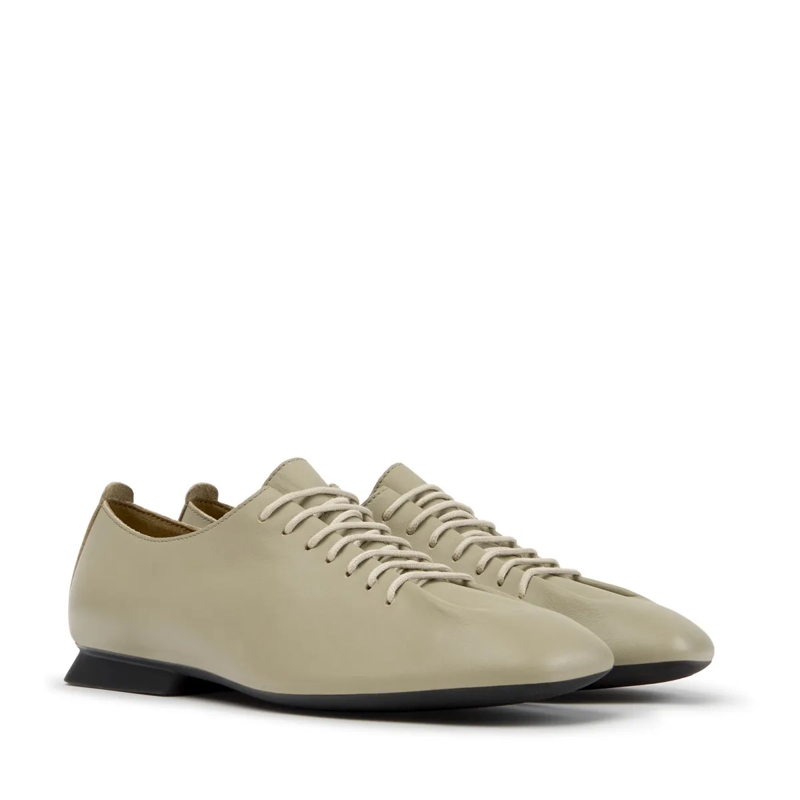 Camper Schnürschuhe Unsere feminine Linie Casi Myra besticht durch ein nude(Image 2)