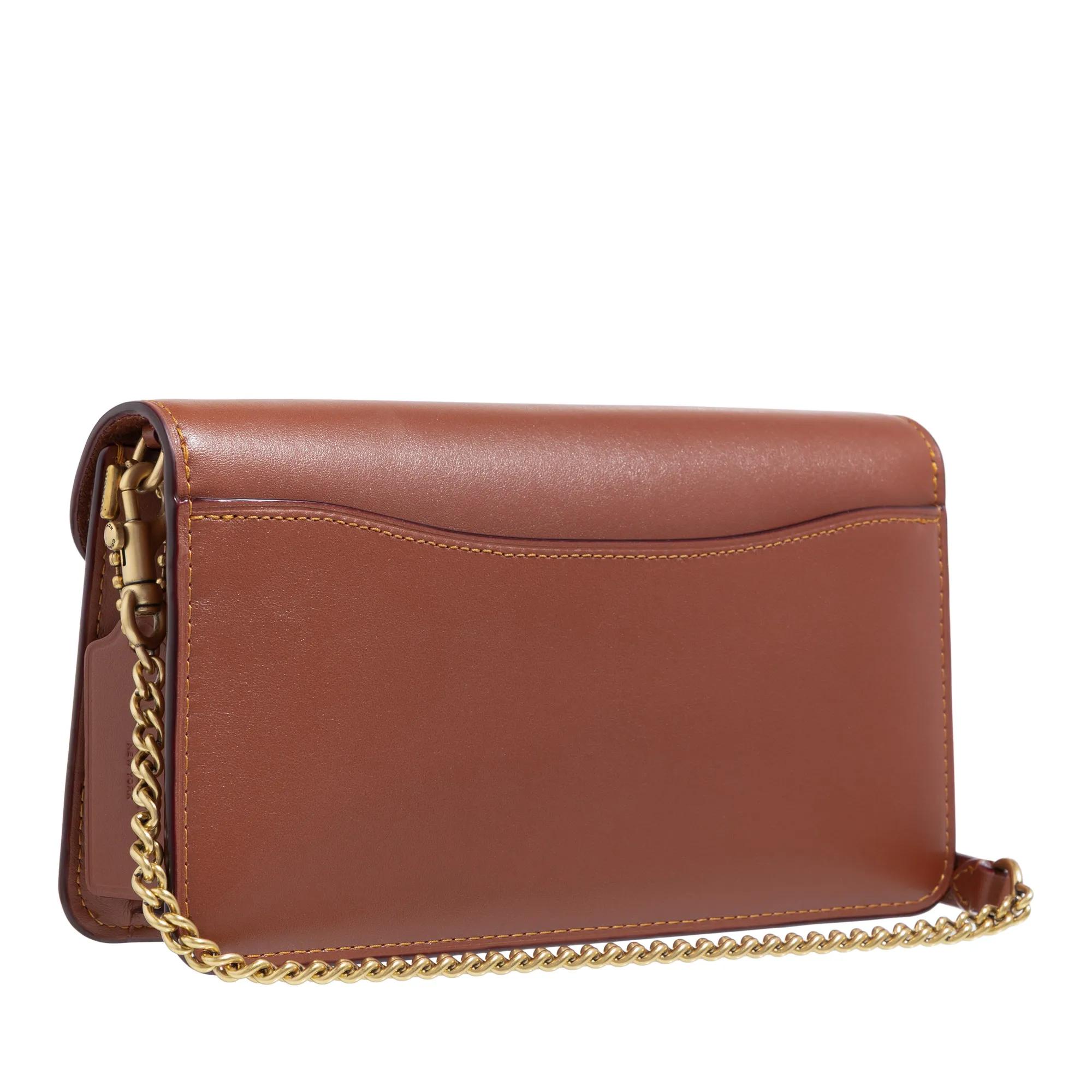 Coach Clutches Coated Canvas Signature Tabby Chain Clutch in bruin