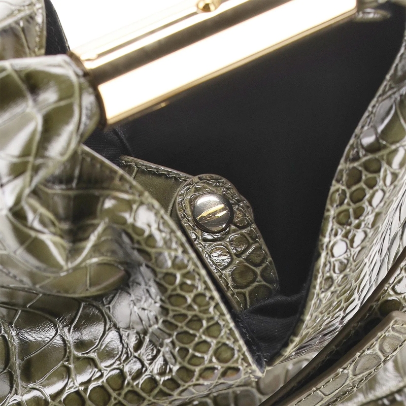 MM6 Maison Margiela Crossbody Bag Umhängetasche aus Kalbsleder schwarz(Image 3)