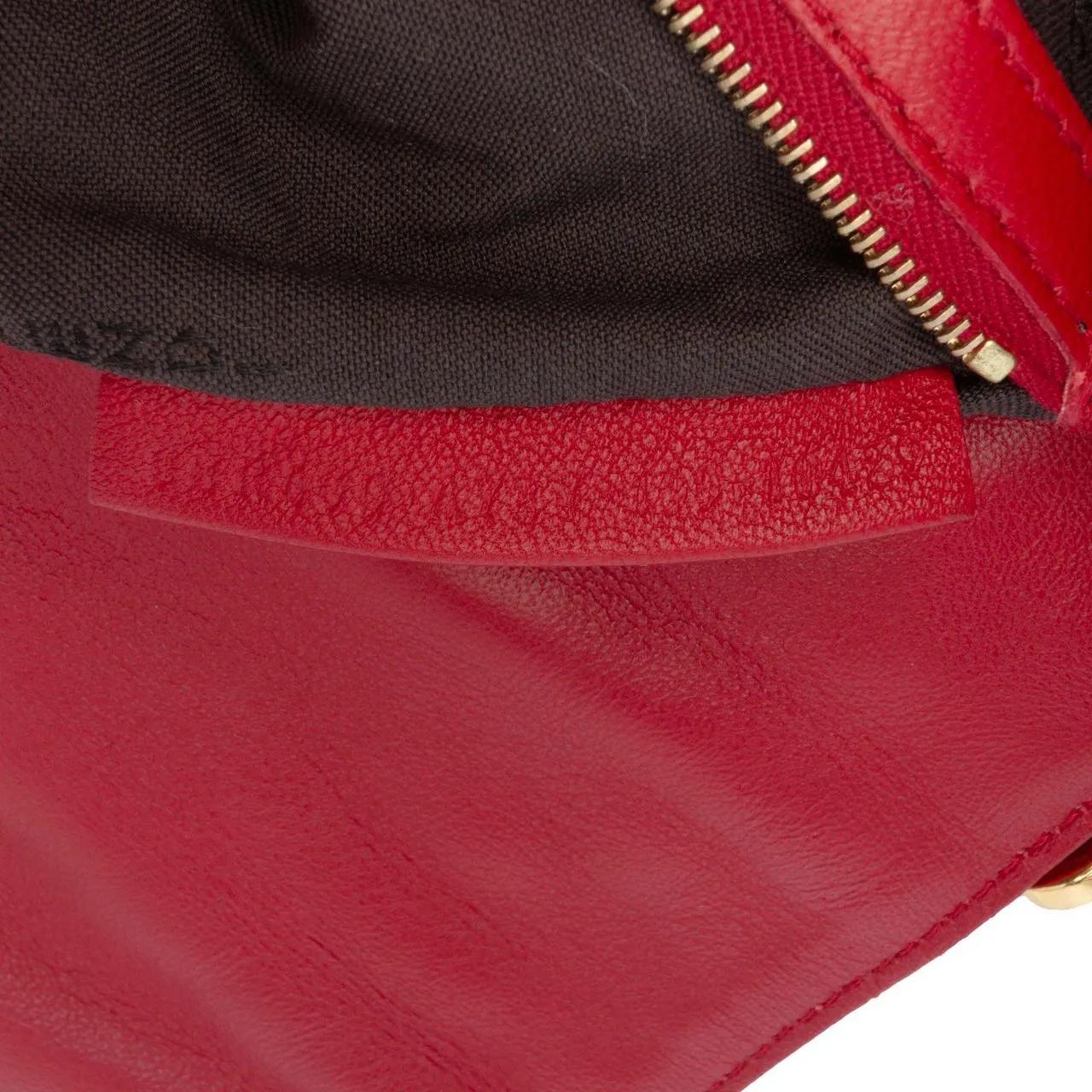 Thumbnail - Fendi Hobo Bags - Zucca Embossed Leather Baguette Satchel - Gr. unisize - in Rot - für Damen