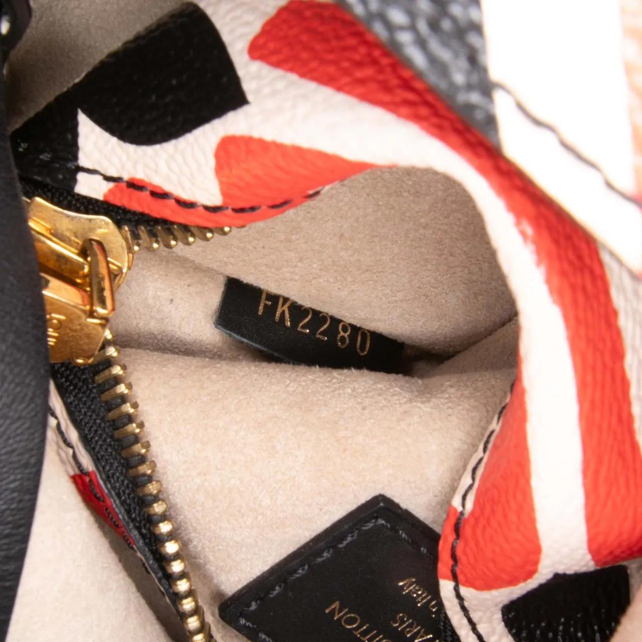 Thumbnail - Louis Vuitton Hobo Bags - Monogram Giant Crafty Neonoe MM - Gr. unisize - in Rot - für Damen