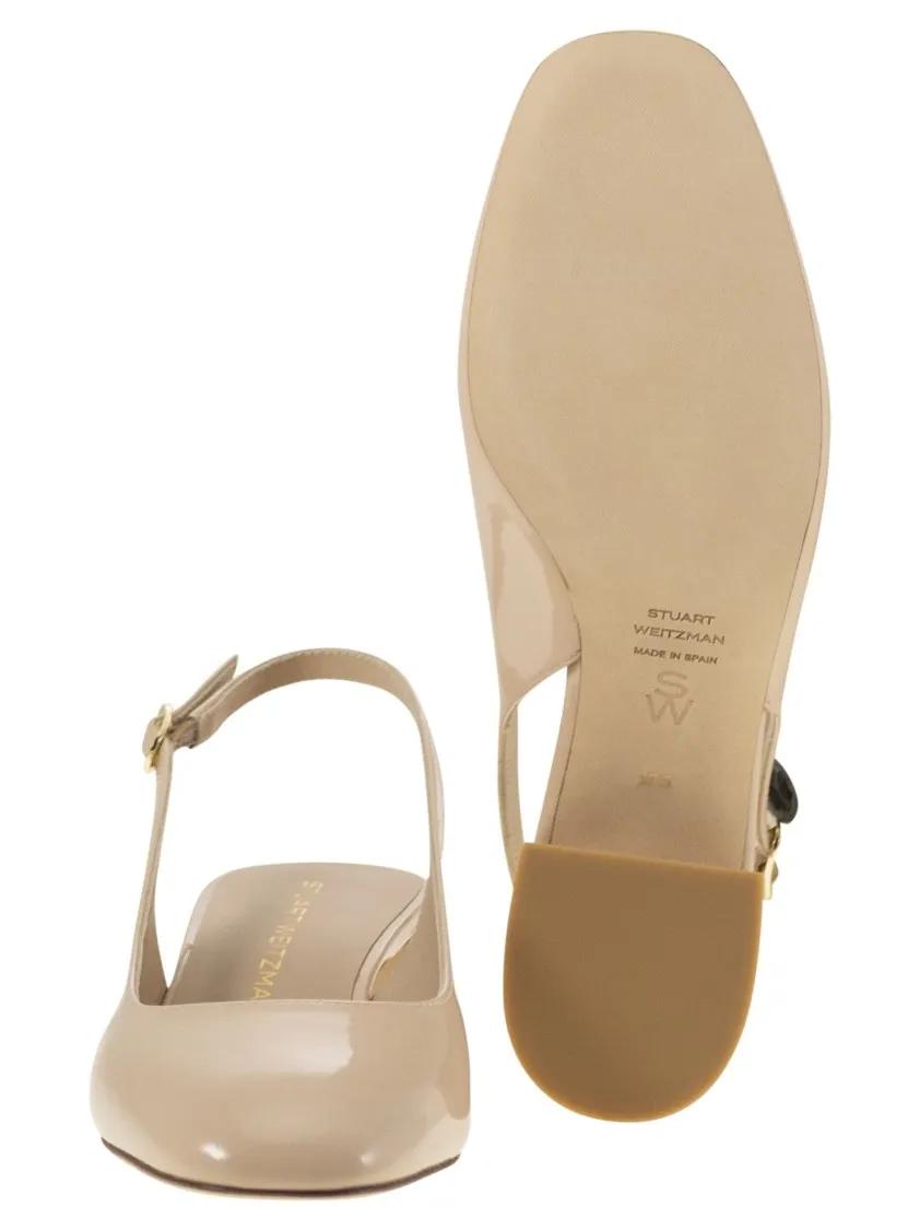 Thumbnail - Stuart Weitzman Sandalen - Maeve - Lacquered Leather Slingback - Gr. 37 (EU) - in Beige - für Damen