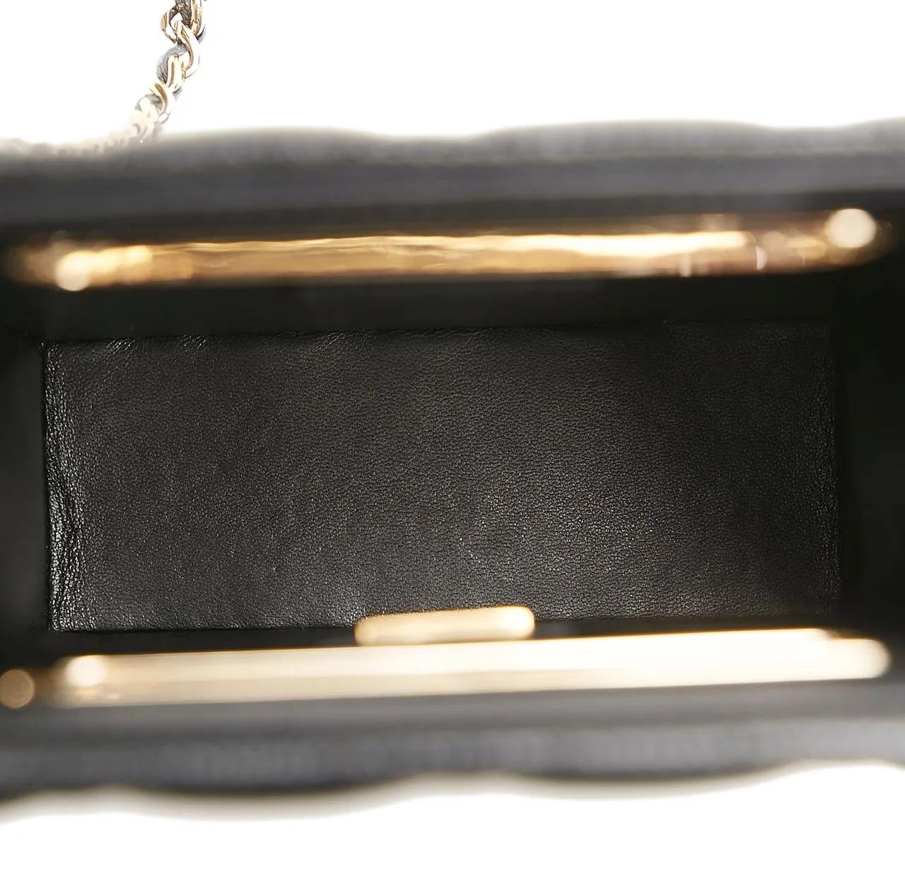 Chanel Hobo bags Mini Caviar Chain Around Cut Out Evening Bag in zwart