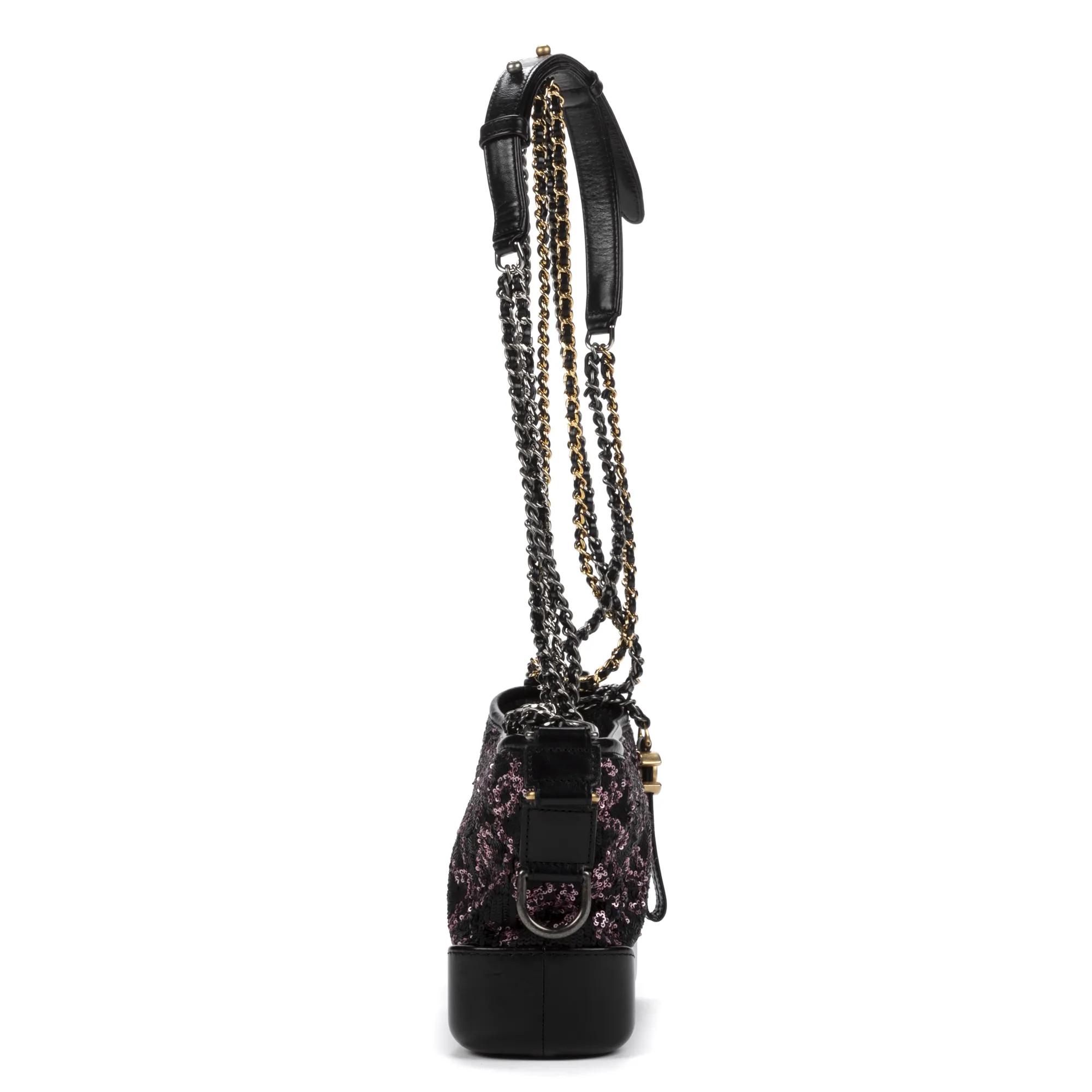 Thumbnail - Chanel Crossbody Bags - Gabrielle Sequins - Gr. unisize - in Schwarz - für Damen