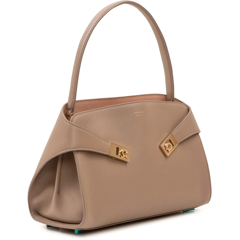 Salvatore Ferragamo Schultertasche Borsa Hug a Spalla con Manico taupe(Image 3)