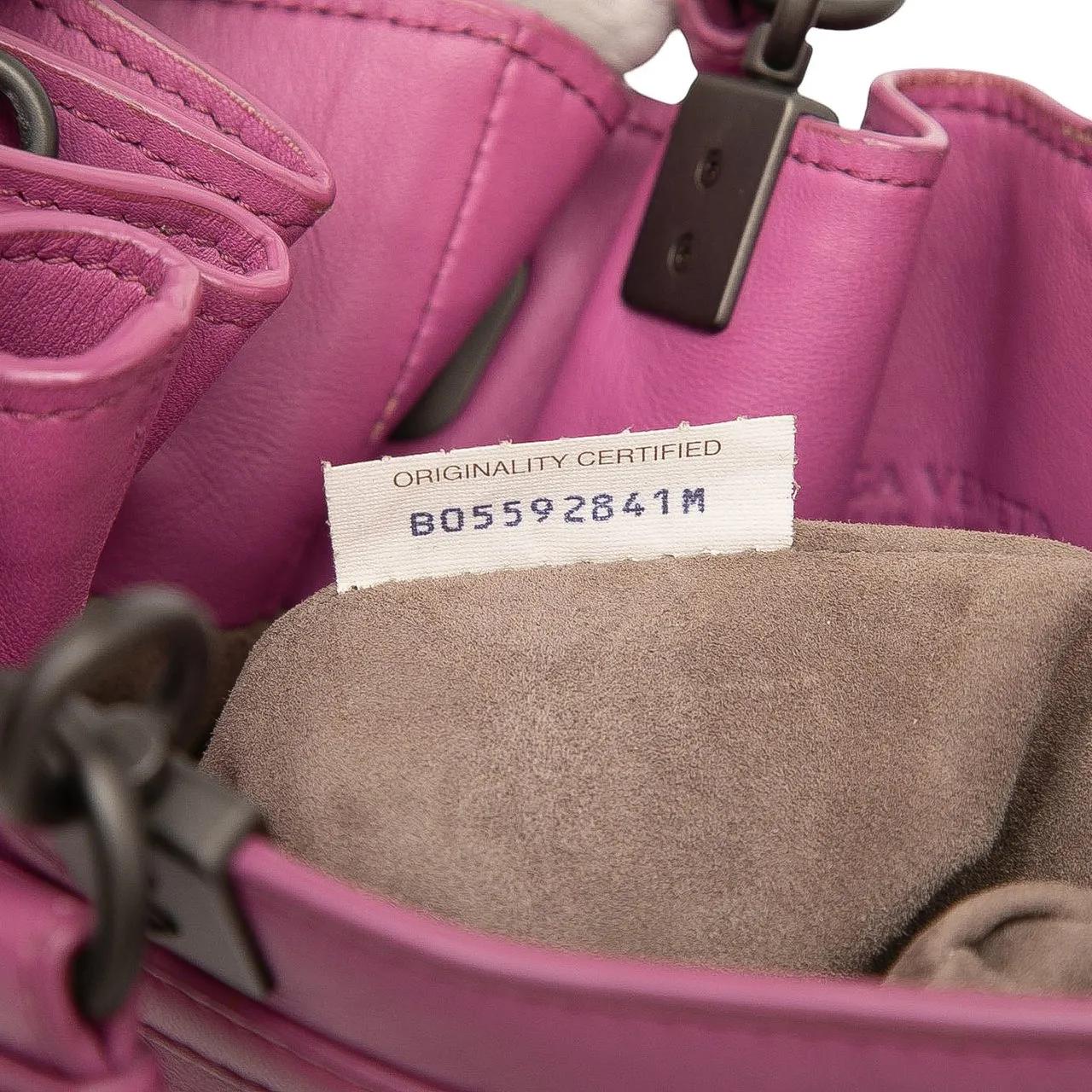 Thumbnail - Bottega Veneta Hobo Bags - Nappa Intrecciato Bucket Bag - Gr. unisize - in Gold - für Damen