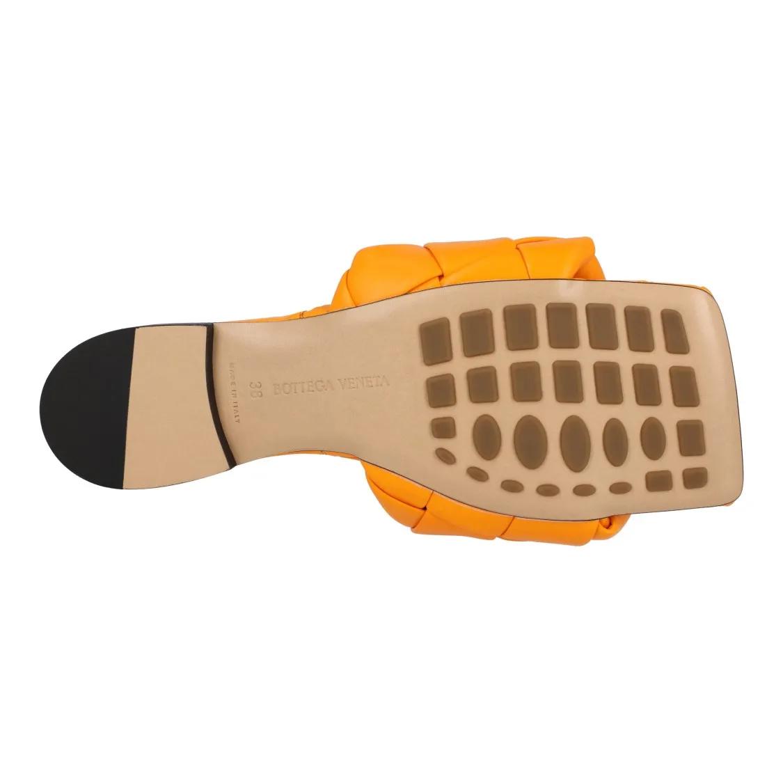 Thumbnail - Bottega Veneta Sandalen - Lido Flat Sandal Orange - Gr. 38 (EU) - in Orange - für Damen