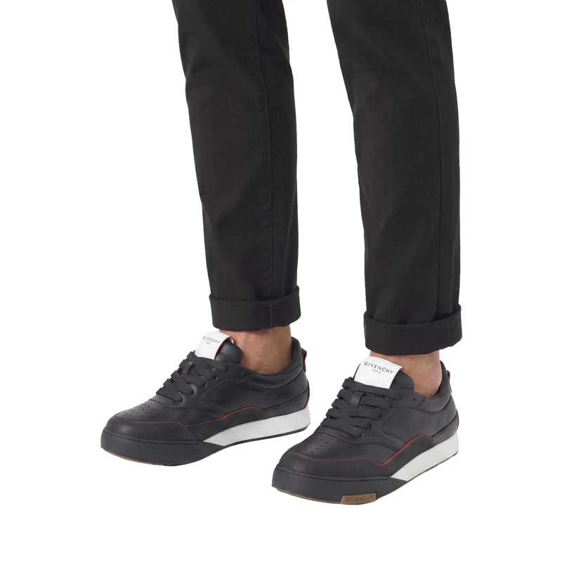 Givenchy Schnürschuhe Sneaker aus Kalbsleder schwarz