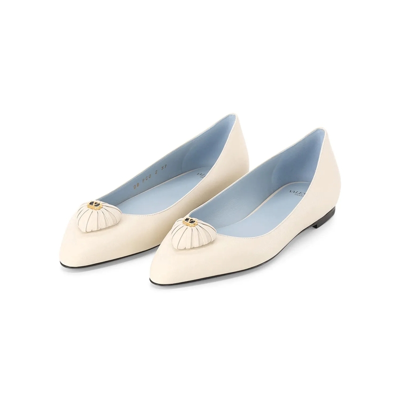 Valentino Garavani Schnürschuhe Ballerinas mit Herz-Detail weiß