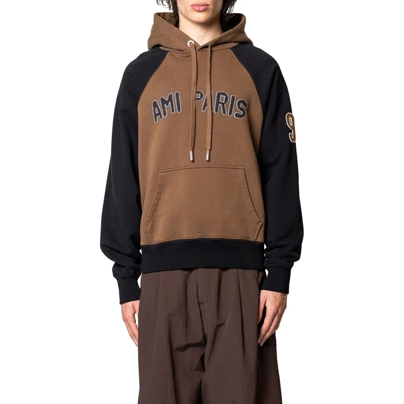 AMI Paris  SWEATSHIRT PATCH HAZELNUT/BLACK braun