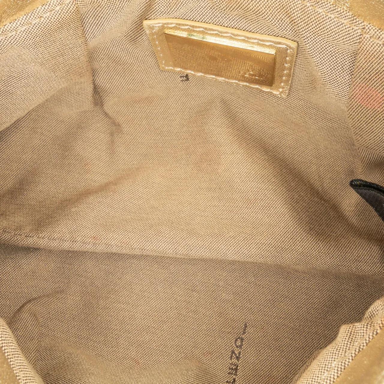 Fendi Crossbody bags 2000-2010 Zucca Embossed Leather Chef Flap in goud