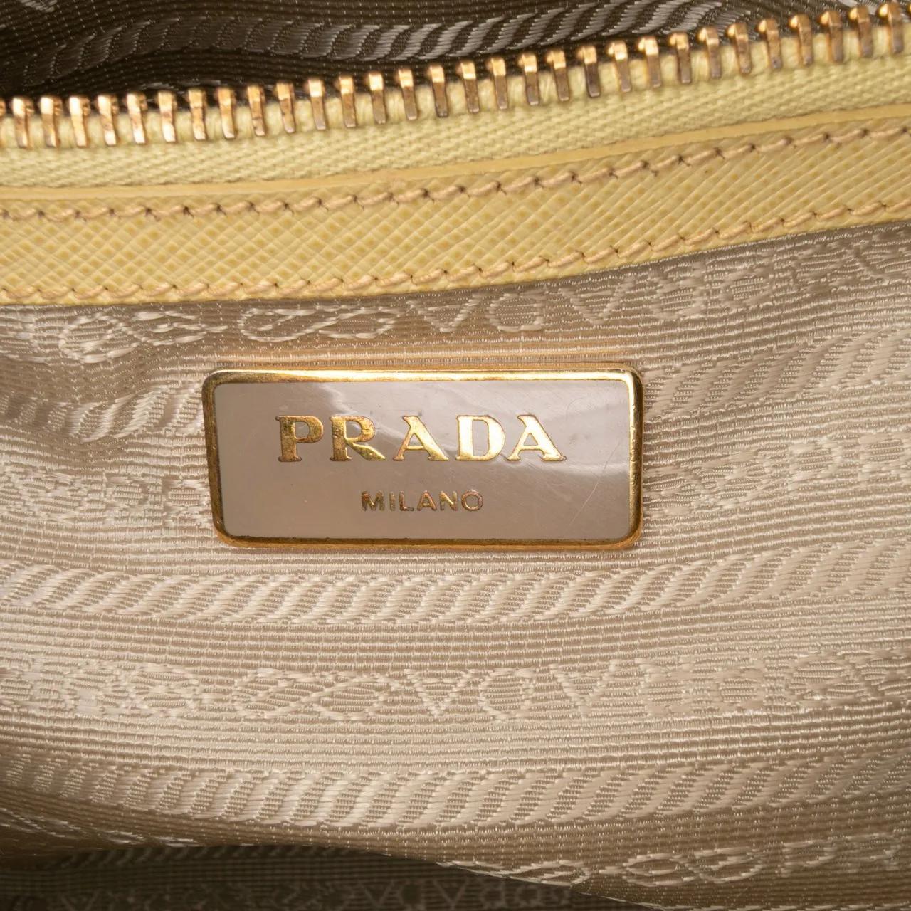 Thumbnail - Prada Hobo Bags - Saffiano Lux Satchel - Gr. unisize - in Gelb - für Damen