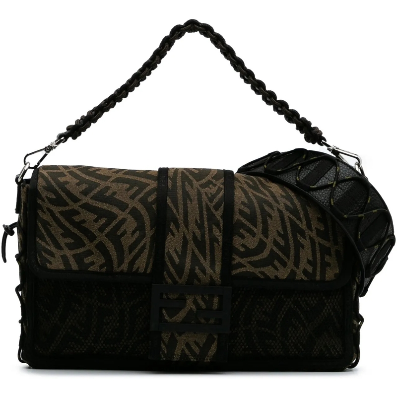 Fendi Schultertasche Large Zucca Vertigo Mesh Baguette Satchel braun