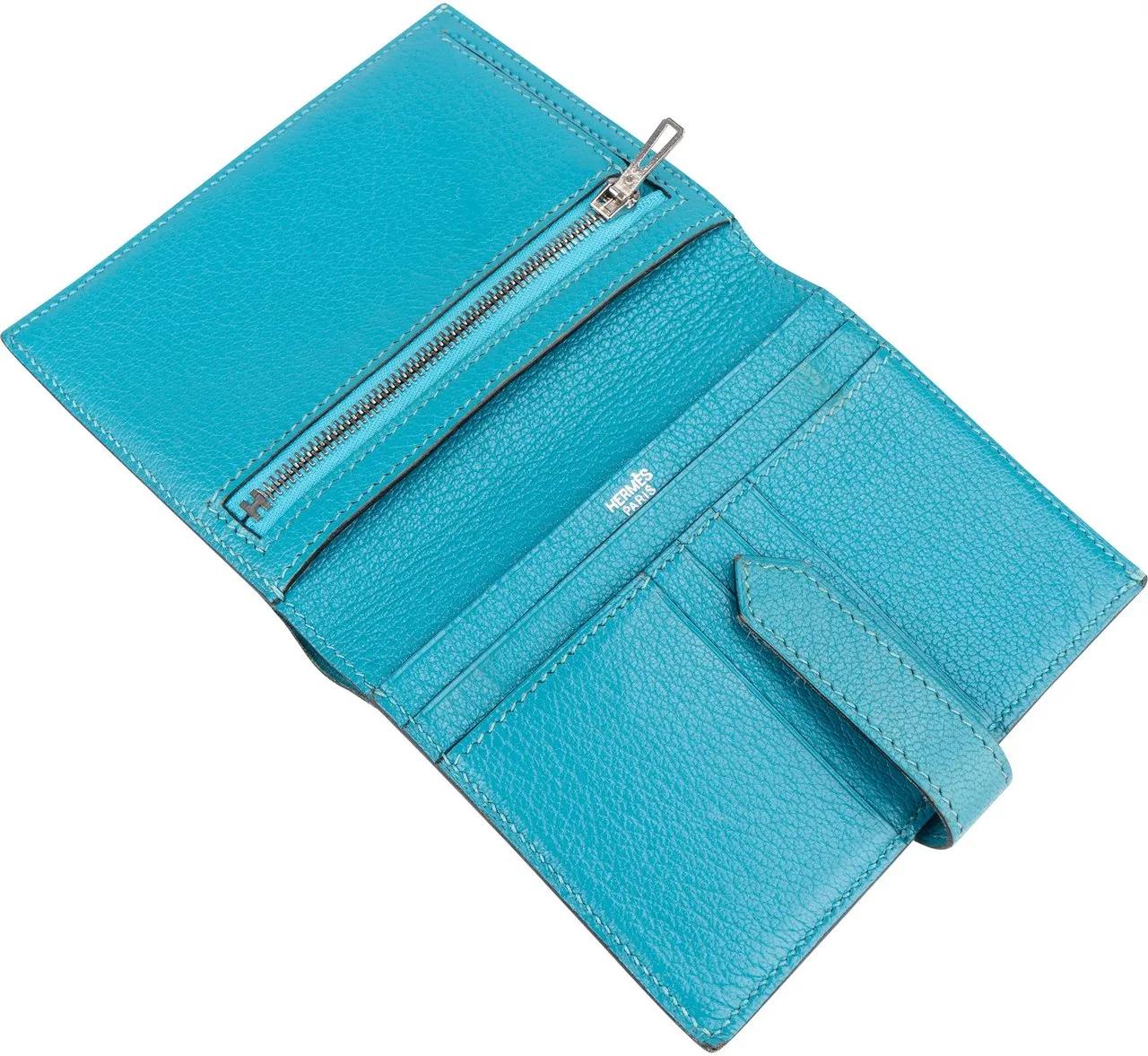 Thumbnail - Hermès Portemonnaie - Hermes Blue Leather Bearn Soufflet Compact Bifold - Gr. unisize - in Blau - für Damen