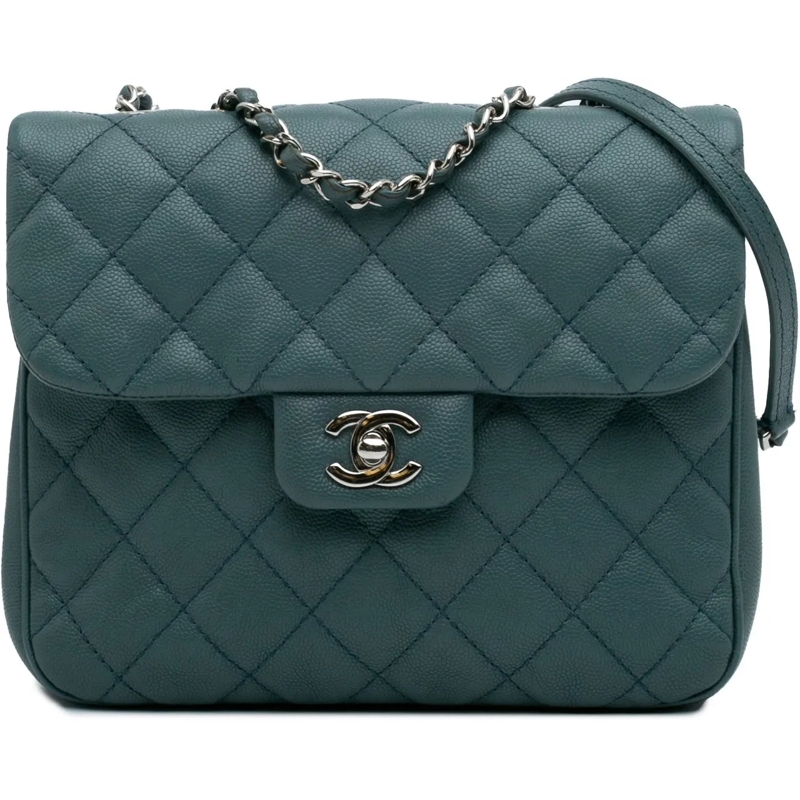 Chanel Sac à bandoulière Medium Quilted Caviar Urban Companion Flap blau