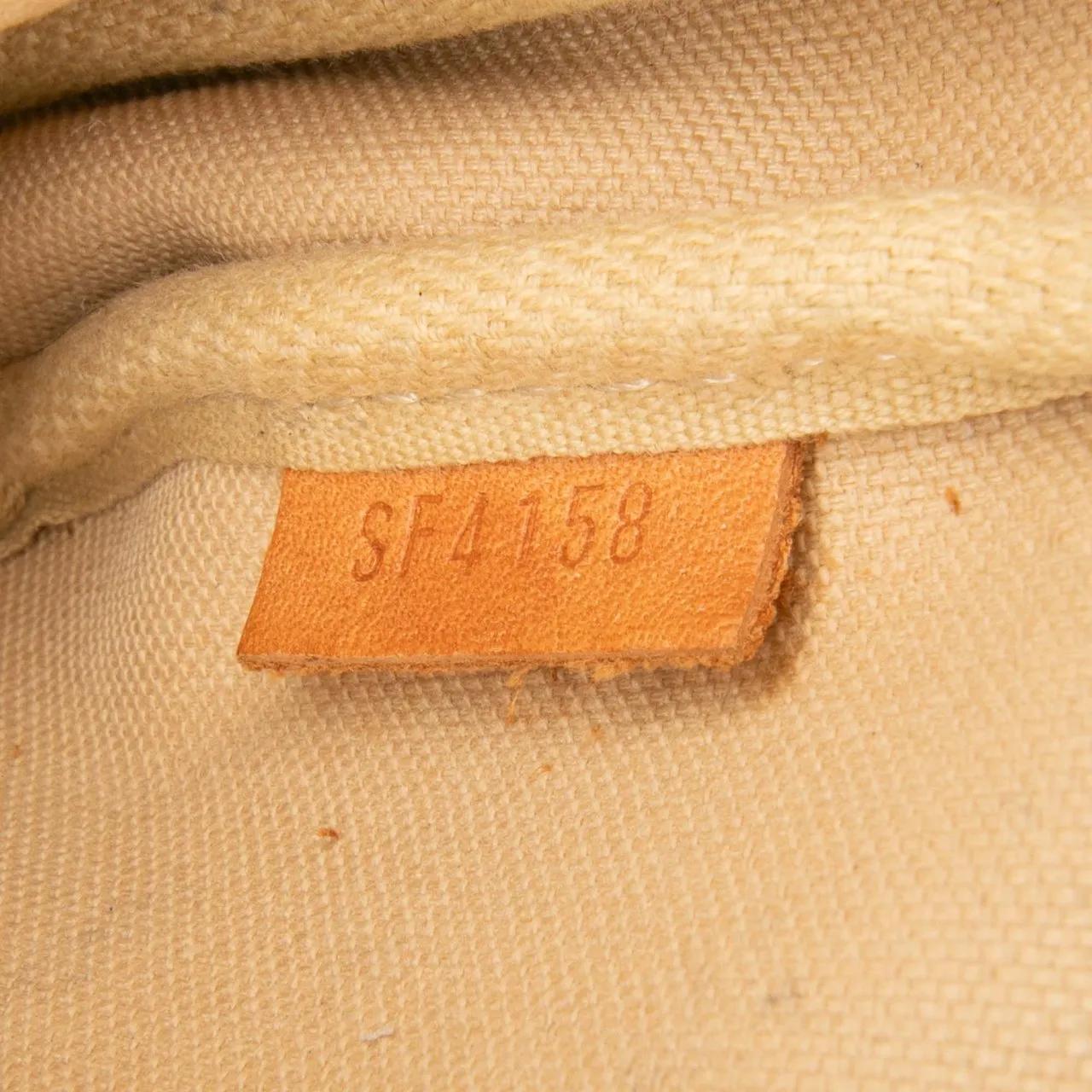 Thumbnail - Louis Vuitton Crossbody Bags - Damier Azur Christmas Birds Mini Pochette Accessoi - Gr. unisize - in Weiß - für Damen