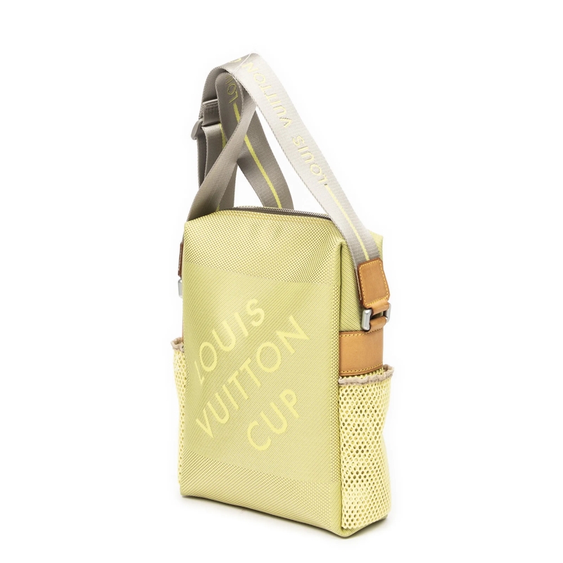 Louis Vuitton Crossbody Bag Ltd. Ed. LV Cup Weatherly grün