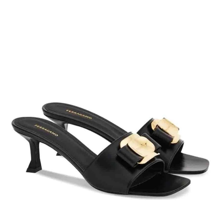 Salvatore Ferragamo Sandals Black schwarz Claquette