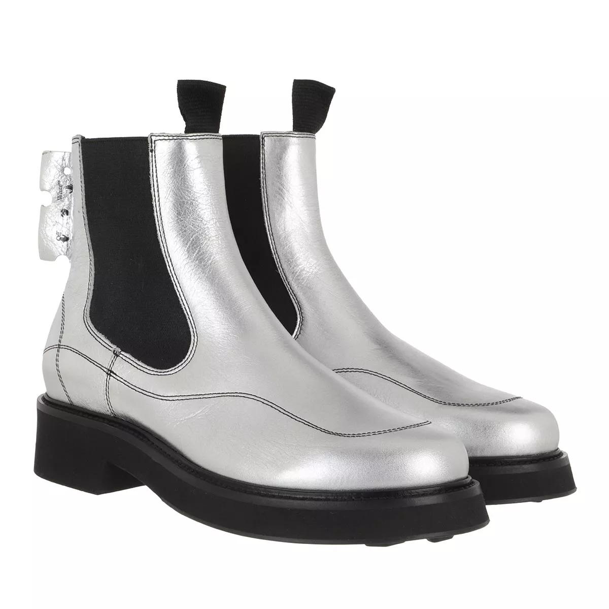 Leather chelsea boots with 205 silver hot sale toe plate