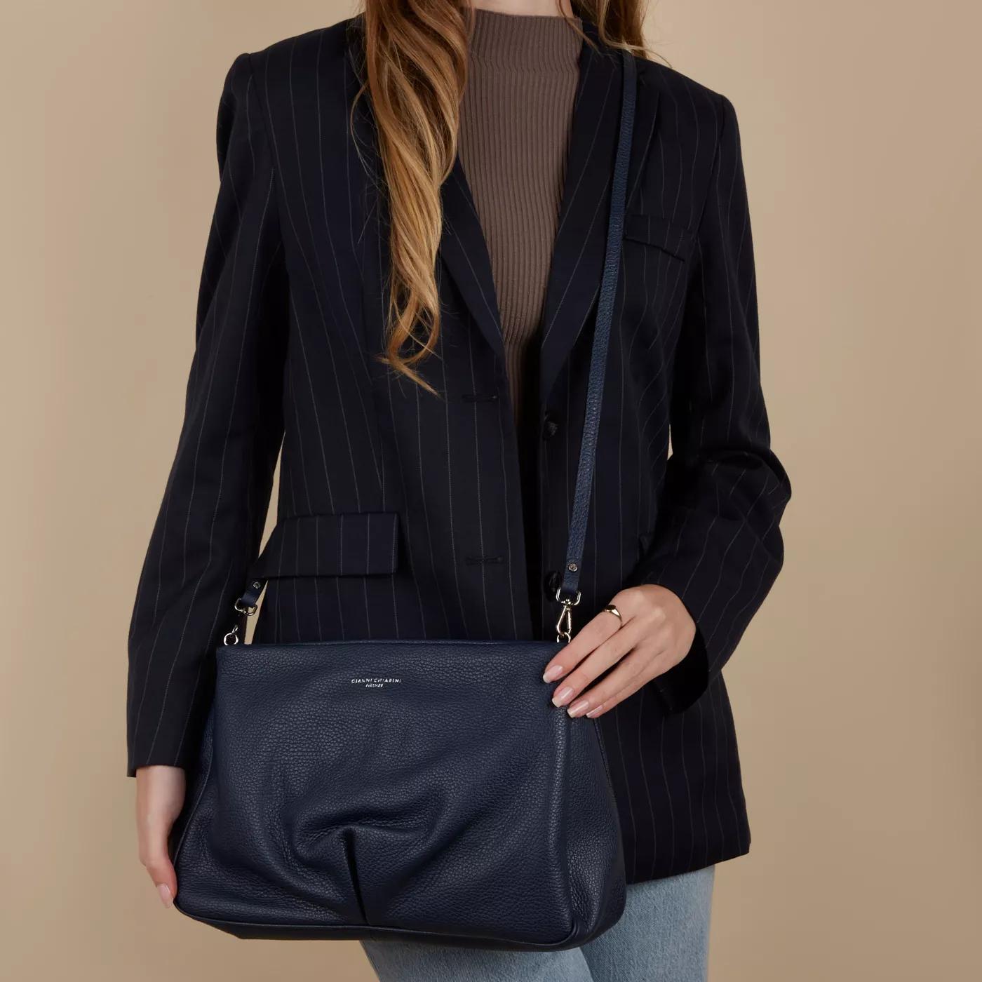Gianni Chiarini Crossbody bags Handtasche in blauw