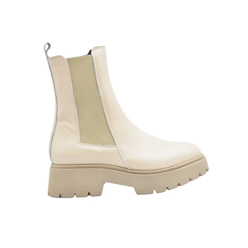 Janet & Janet Stiefel Lace-Up Camel Leather Flat Shoes Neutrals