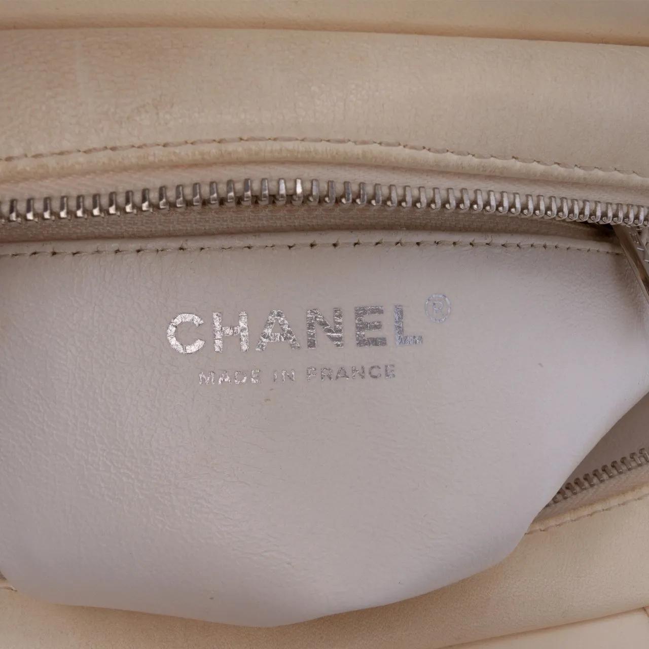 Thumbnail - Chanel Hobo Bags - Tweed and Resin Zipped Shopping Bag - Gr. unisize - in Weiß - für Damen
