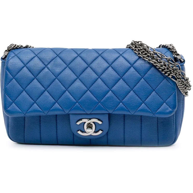 Chanel Sac à bandoulière CC Quilted Calfskin Multi Chain Flap blau